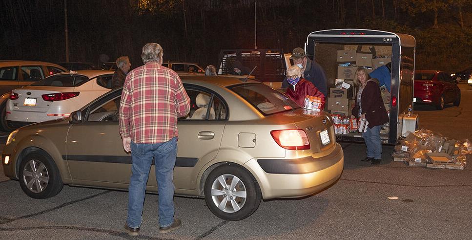Thanksgiving distribution 9